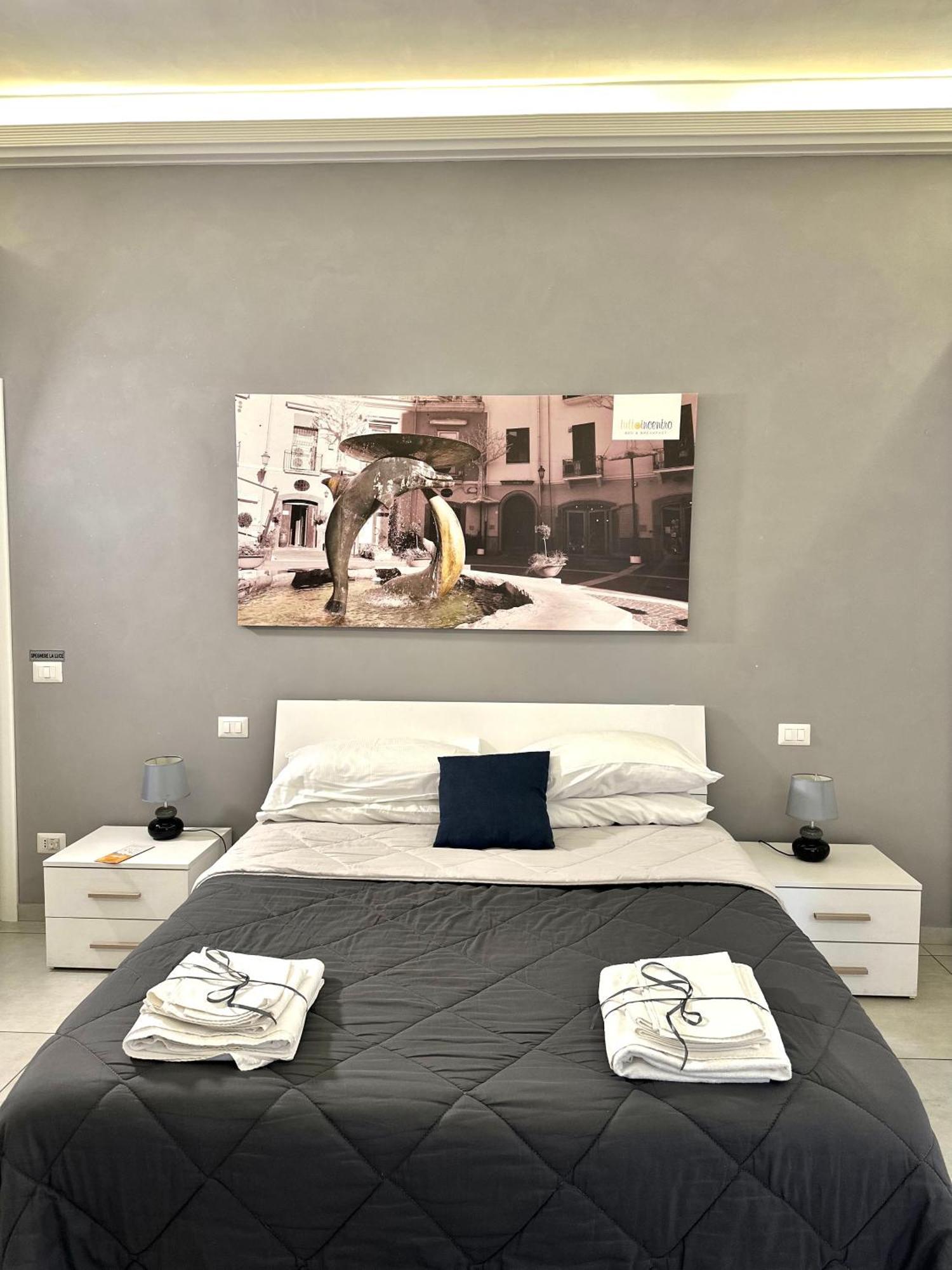 Bed and Breakfast Tuttoincentro Салерно Экстерьер фото