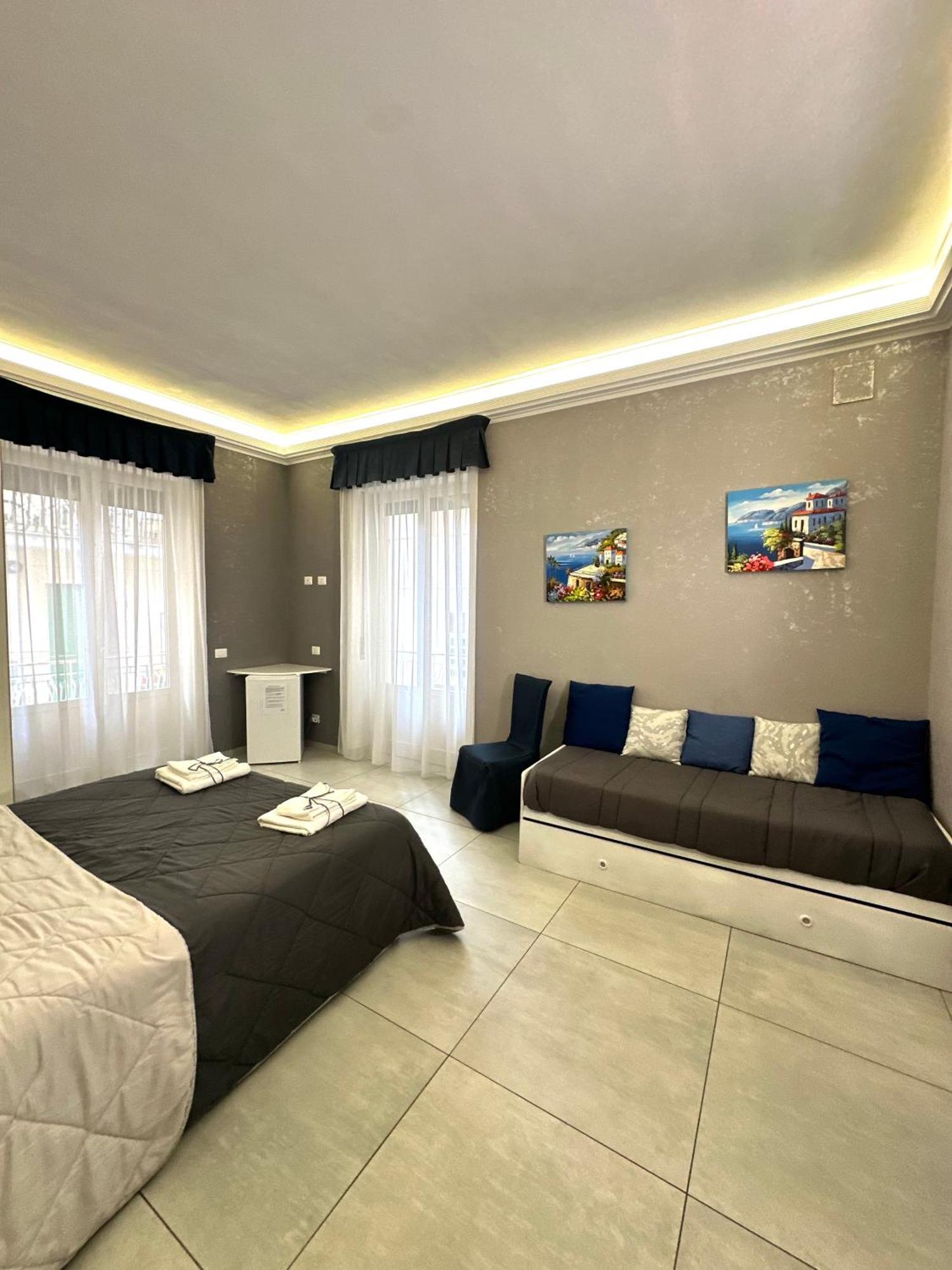 Bed and Breakfast Tuttoincentro Салерно Экстерьер фото